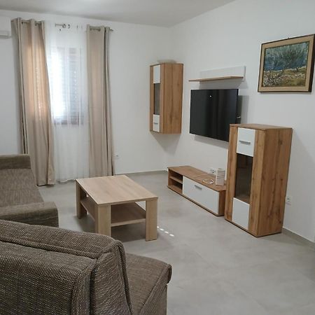 Apartments Njivice Bajcic ภายนอก รูปภาพ